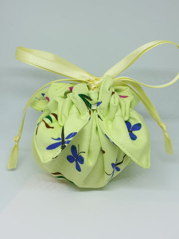 C1067 - Handmade Chocolate Orange / Bath Bomb Fabric Gift Pouch / Cover