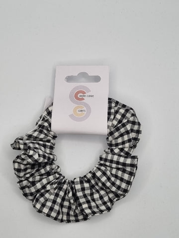 S1051 - Black & White Gingham / Check Print Handmade Fabric Hair Scrunchies