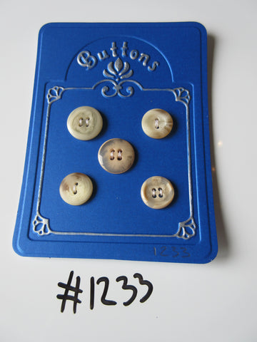 No.1233 Lot of 5 Beige and Brown Buttons