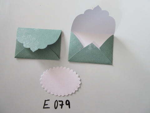 Set of 2 E079 Green with Snowflake Burst Handmade Envelope Gift Tags