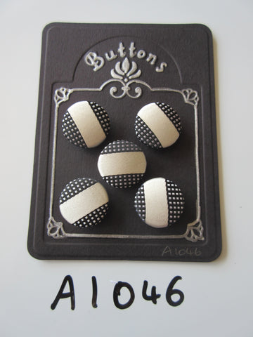 A1046 - Lot of 5 Handmade Black & Cream Fabric Buttons